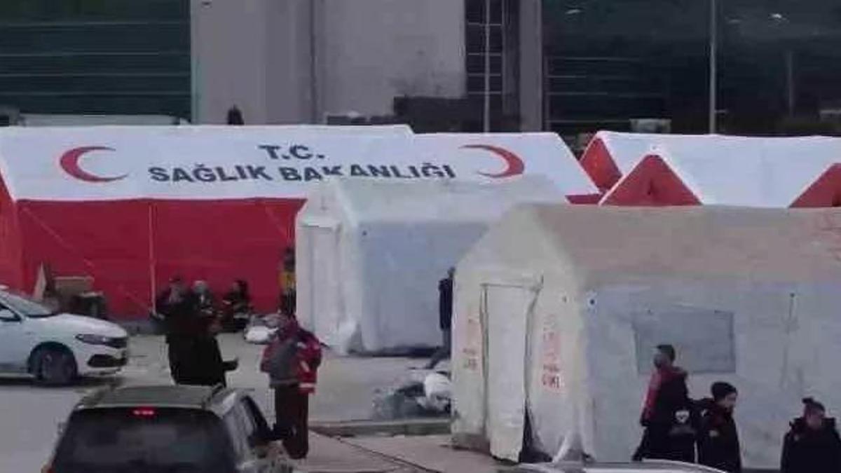 Sahra hastanesi nedir? Sahra hastaneleri deprem bölgesinde nereye kuruldu?