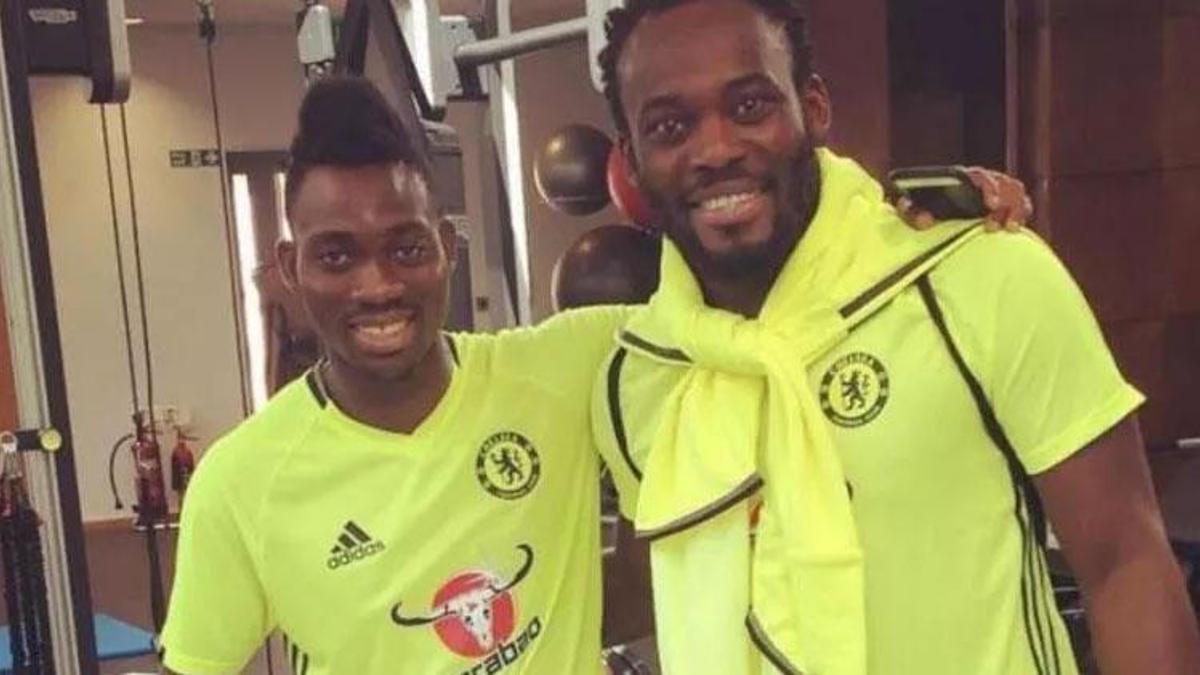 Essien: Christian Atsu'nun hayatta olduğunu umuyor ve dua ediyorum