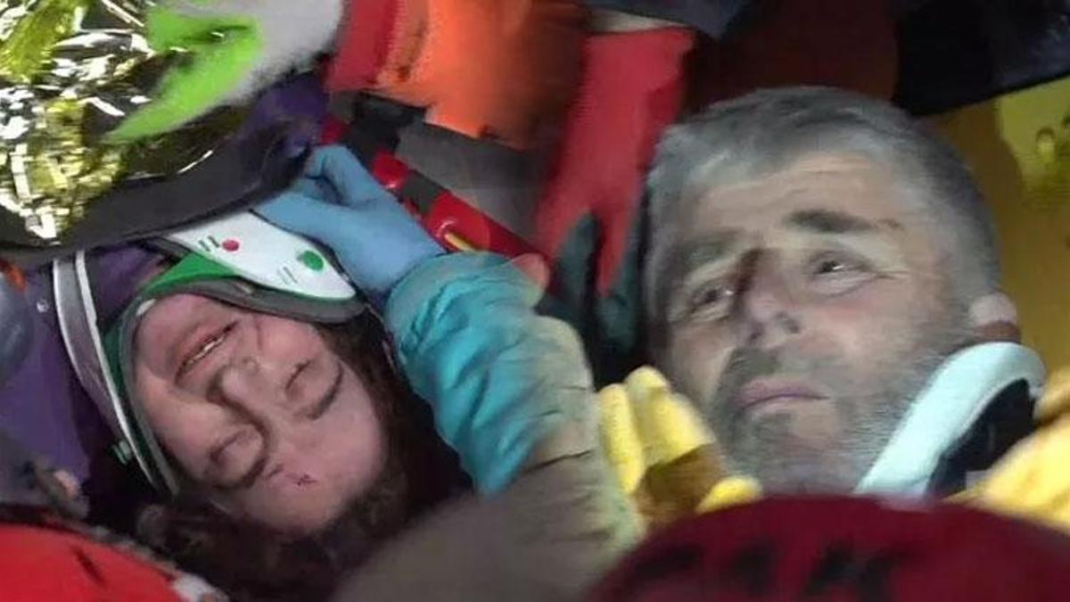 Kahramanmaraş'ta 138. saatte yeni mucize: Abdülkerim amca ve eşi Senem teyze sağ çıkarıldı