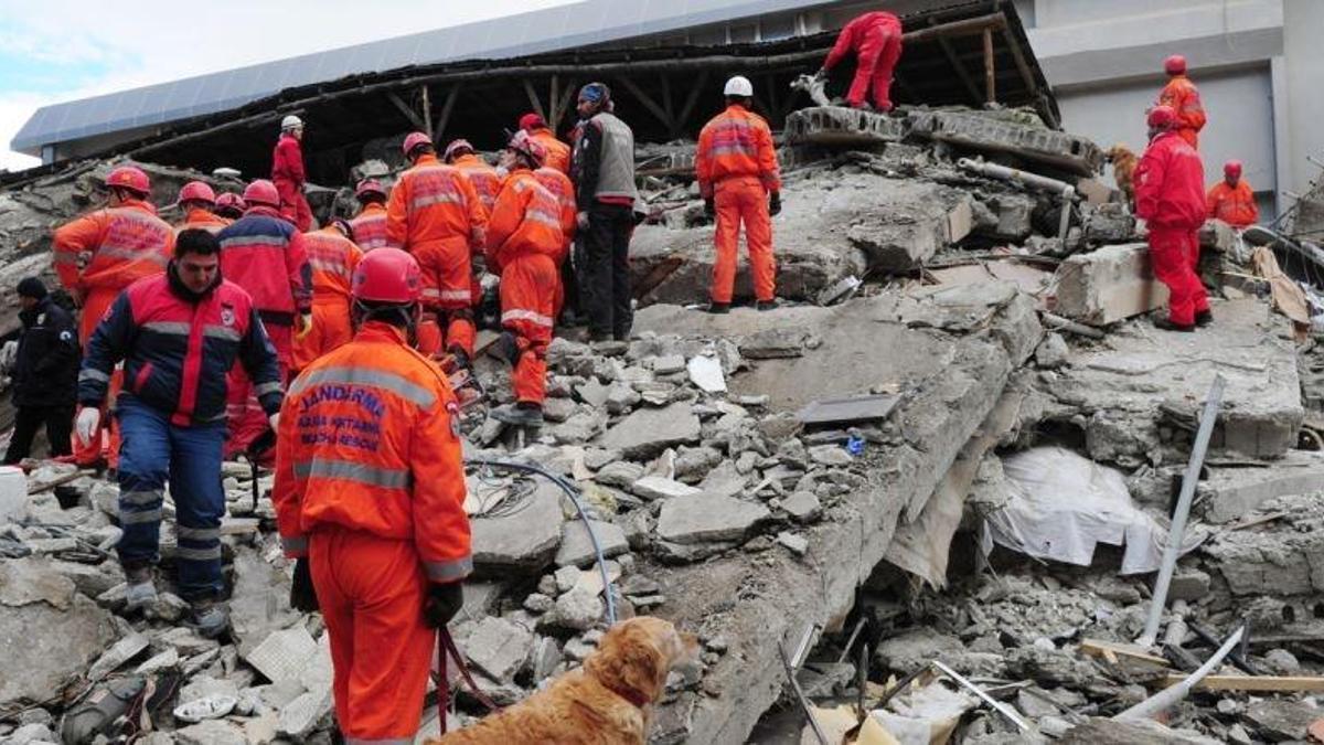 Hangi illerde arama kurtarma bitti? Maraş depreminde arama kurtarma hangi illerde devam ediyor?