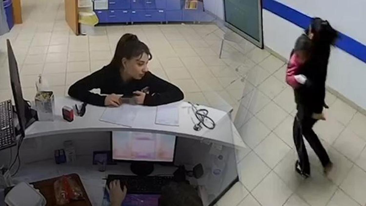 Gaziantep'te bir hemşire deprem anında kaçmak yerine çocukları kurtardı