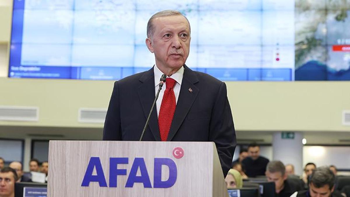 Cumhurbaşkanı Erdoğan depremzedeler için atılacak yeni adımları açıkladı: Yakınlarını kaybedenler için 100 bin TL yardım