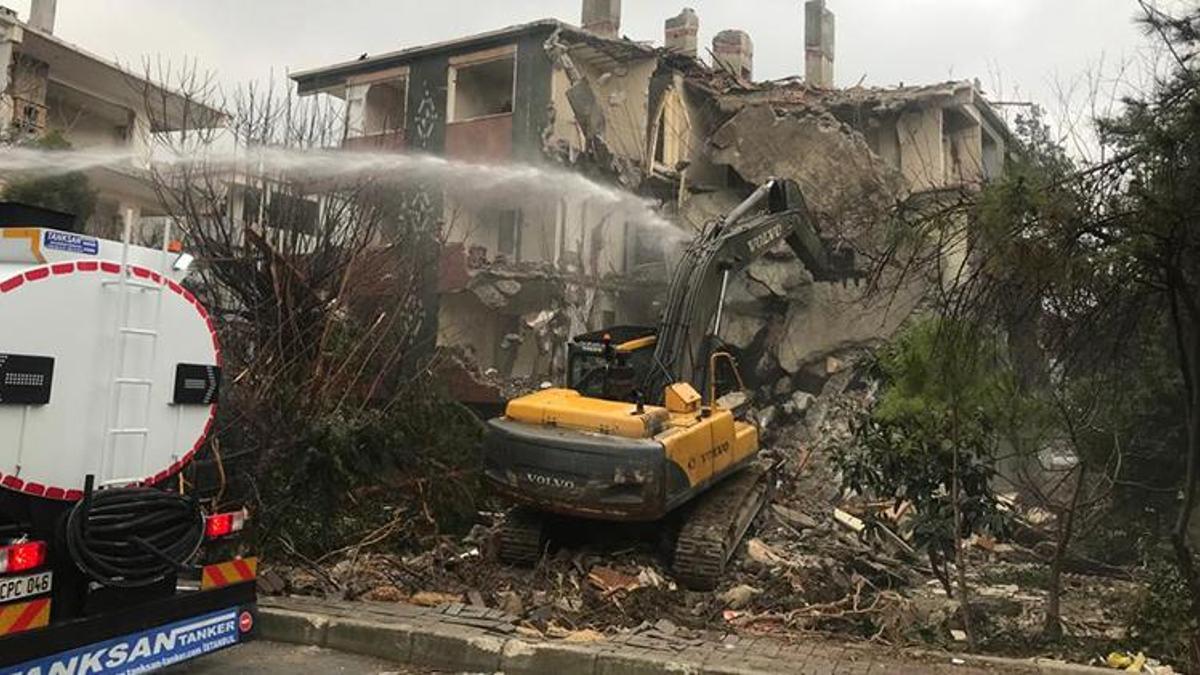 Büyükçekmece’de 11 blok daha kentsel dönüşüm kapsamında yıkılıyor