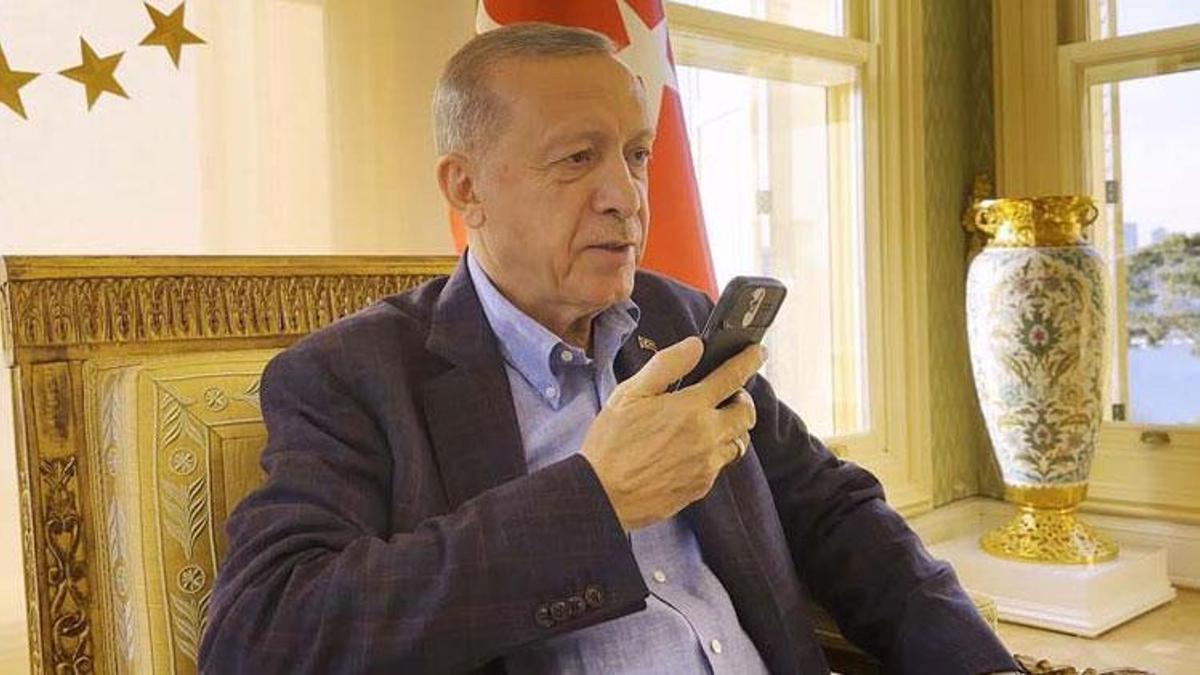 Cumhurbaşkanı Erdoğan, enkazdan 248 saat sonra kurtarılan Aleyna Ölmez ile görüştü
