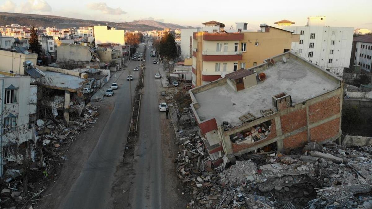 Mersin'de okullar 1 gün tatil edildi