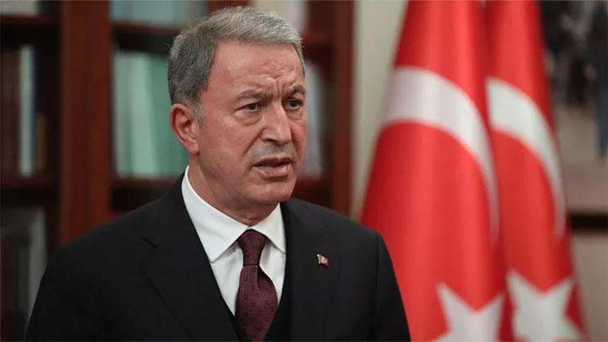 Bakan Akar'dan 'sınırlardan sığınmacı akını' iddialarına sert tepki