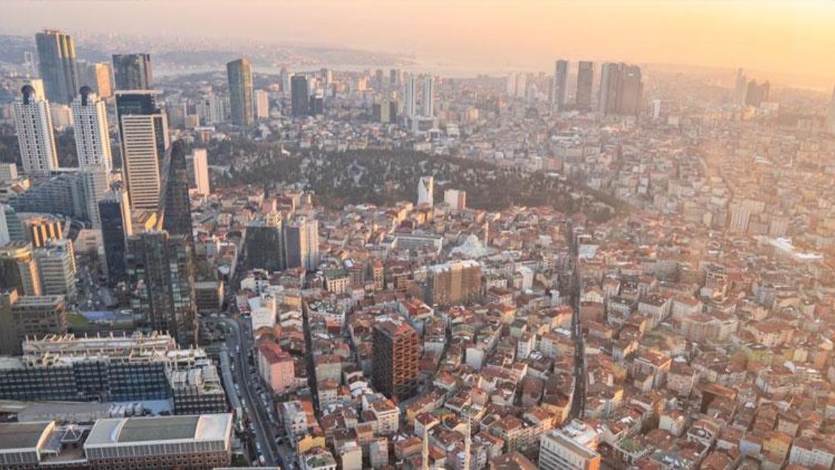 İstanbul ofis raporu yayımlandı: Dolarla kiraya verenlerin sayısı yükselişe geçti
