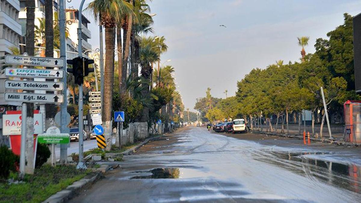 İskenderun'da, depremlerin ardından sessizlik hakim: Çevre illere gittiler