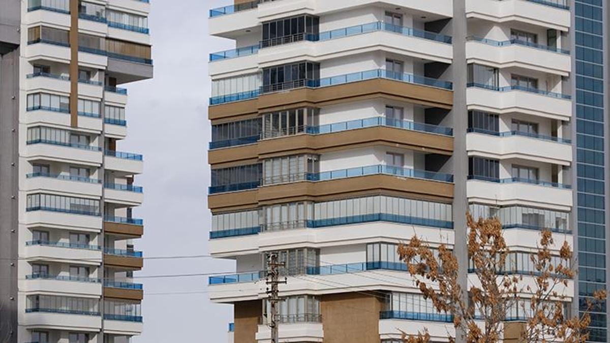 Fiyatlar yüzde 40 arttı! Fırsatçılar iş başında, 10 bin TL'ye yükseldi