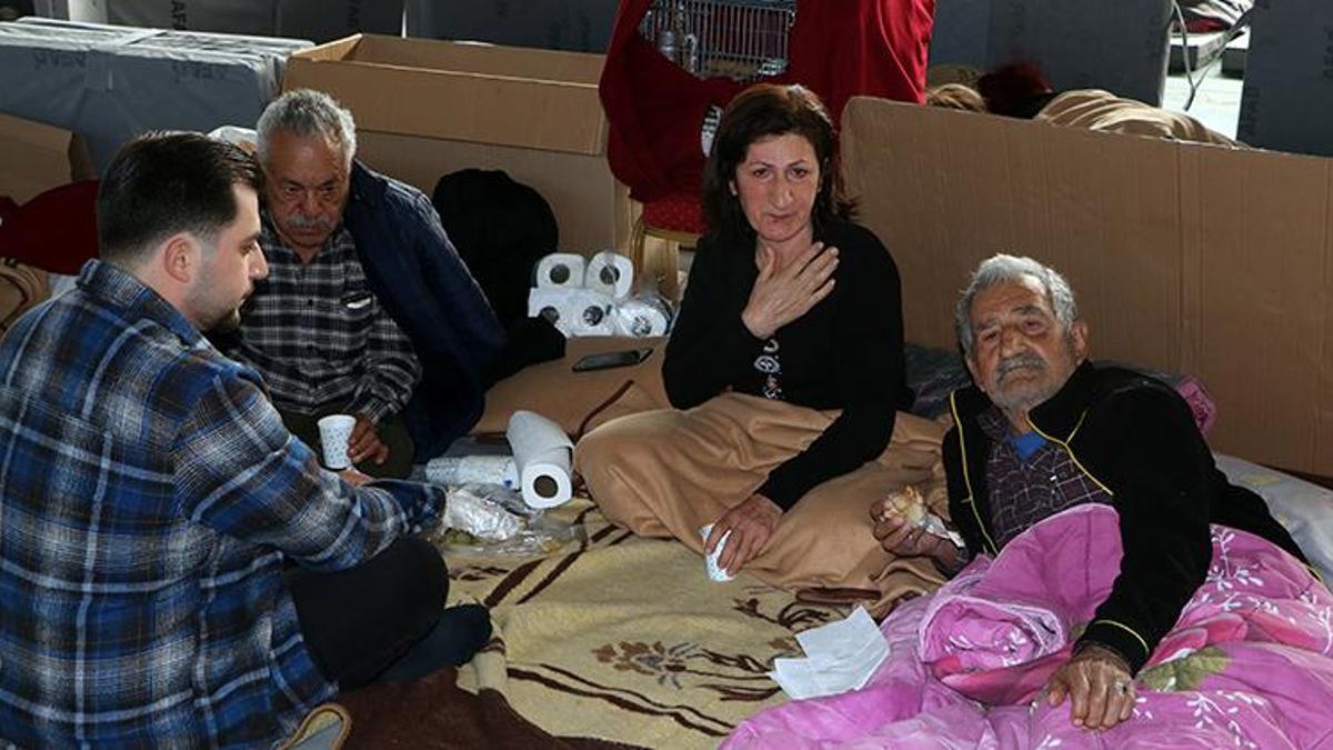 'Adana merkezli deprem' tedirginliği! Evlerine dönemiyorlar