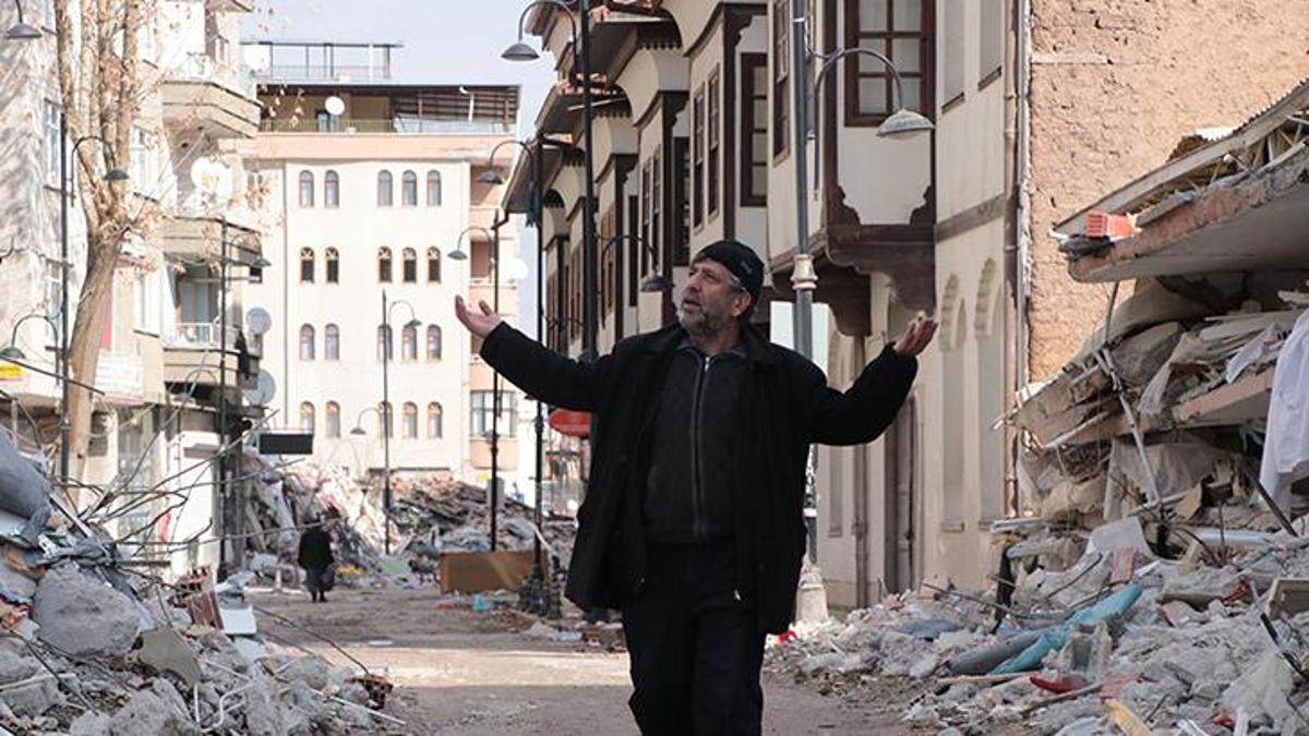 Malatya'da binalar yıkıldı tarihi 'Beşkonaklar' dimdik ayakta!