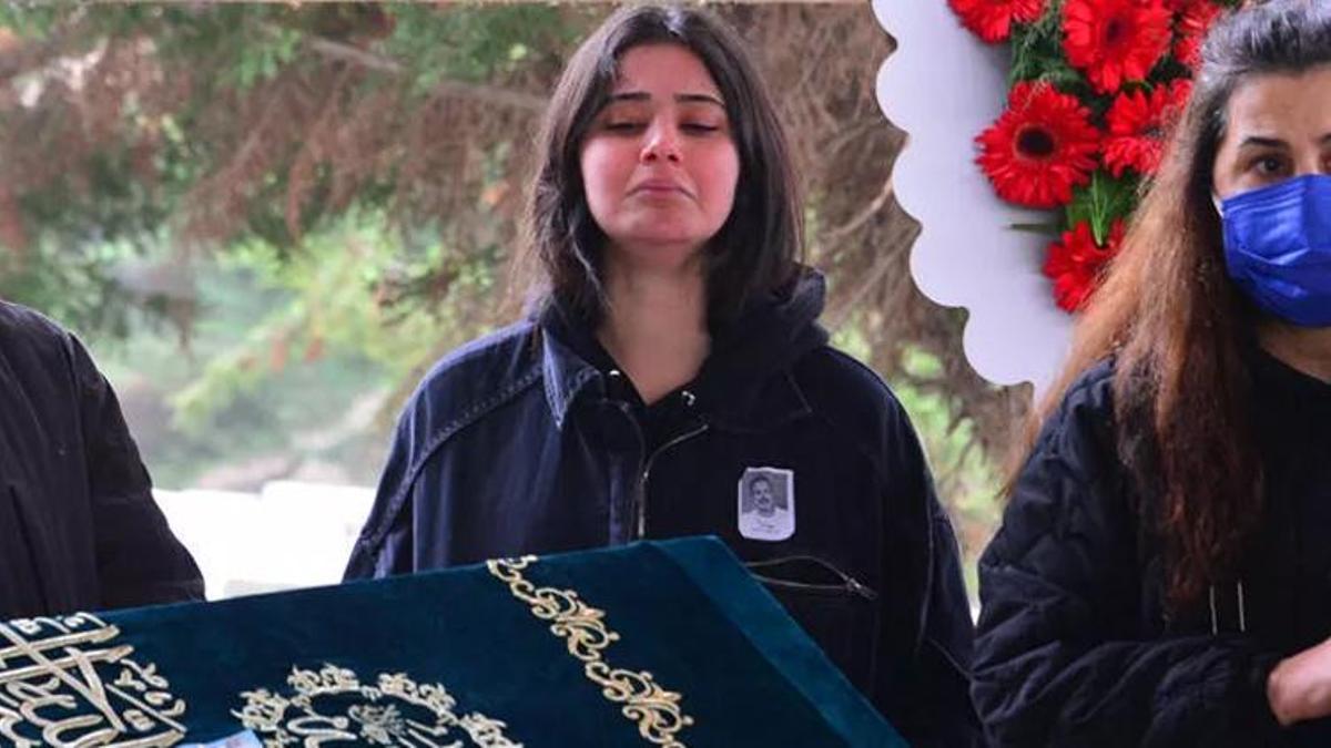 Helin Kandemir'in babası son yolculuğuna uğurlandı! Dostları destek oldu