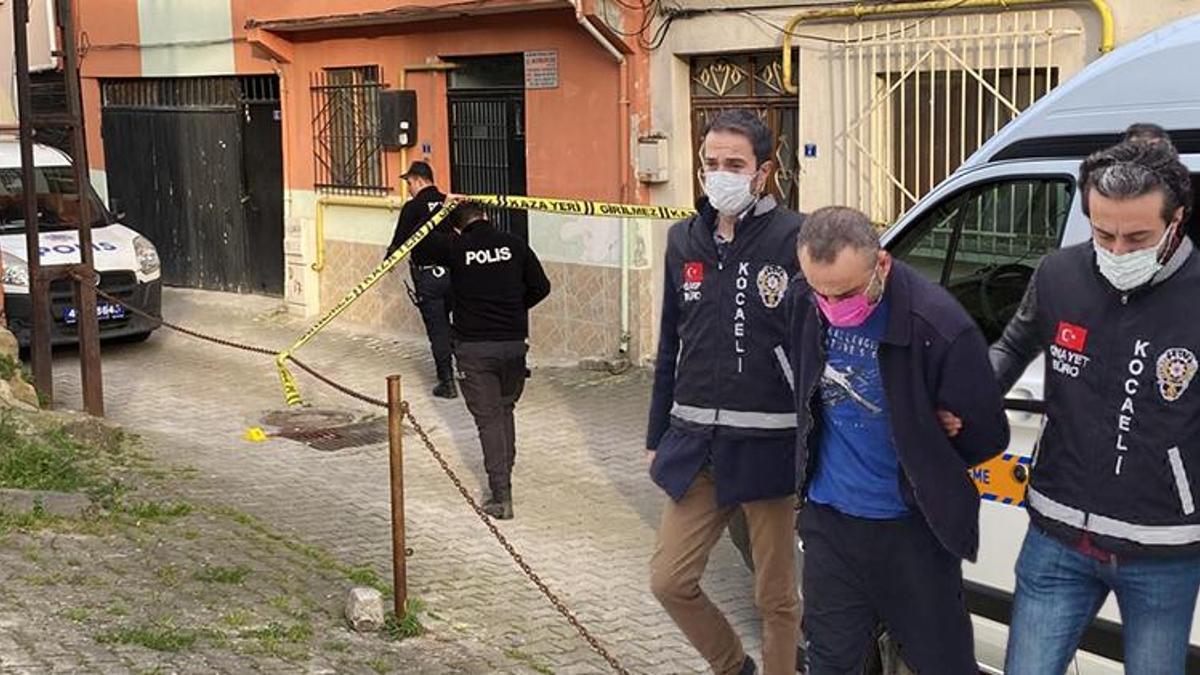 Karısını sokak ortasında bıçaklayarak öldürdü! 'Ayşe büyü işleriyle uğraşıyordu'