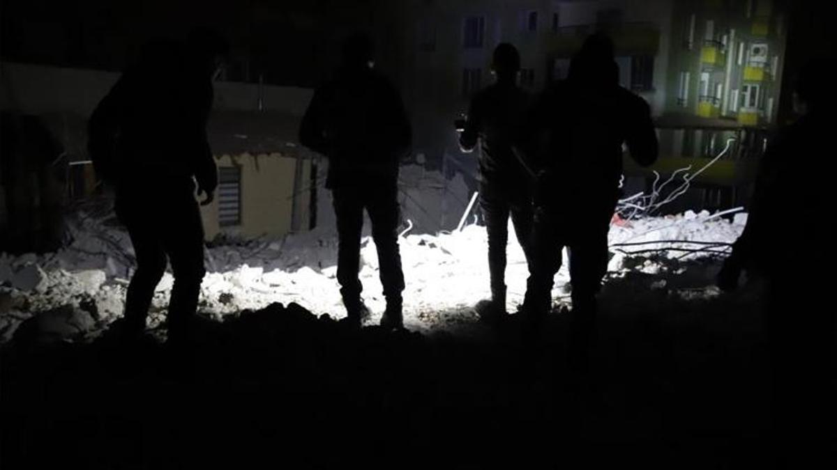 Enkazdan ''çığlık sesi geldi'' ihbarı! Gerçek ortaya çıktı