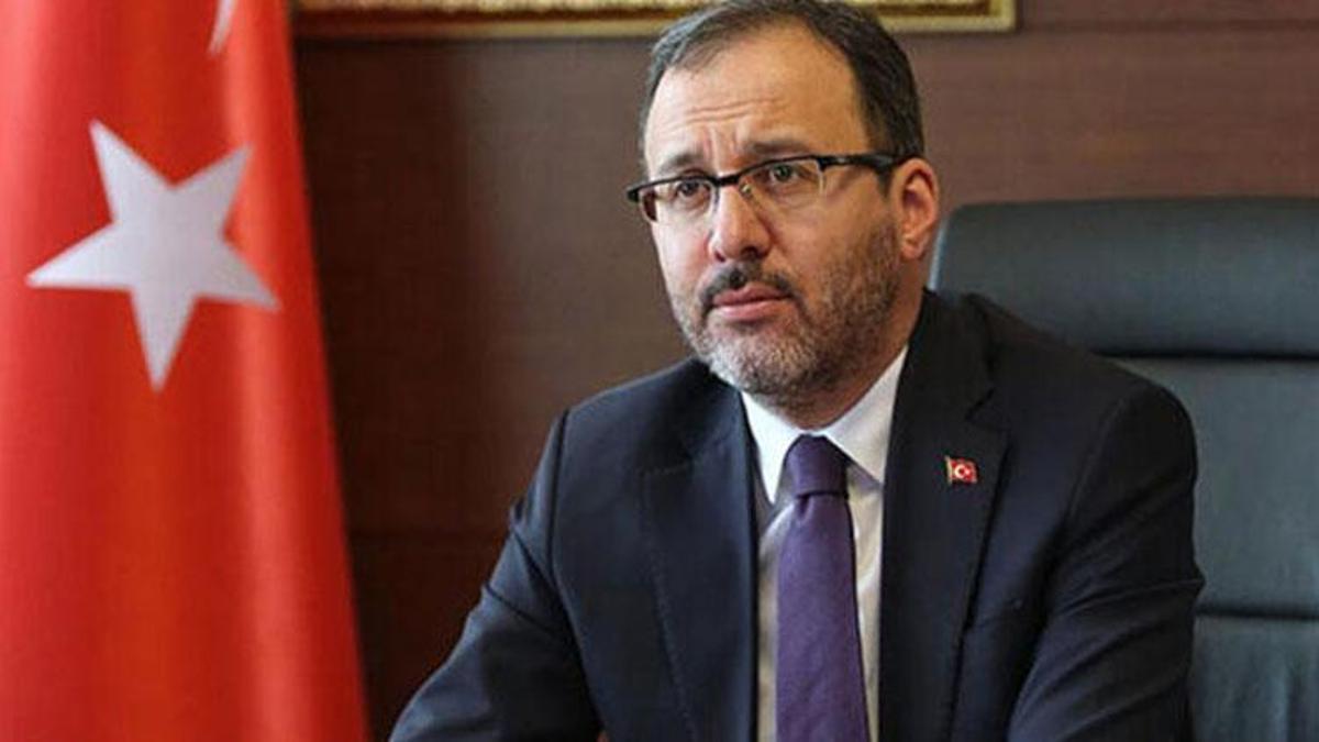 Bakan Kasapoğlu açıkladı: Tüm maçlar 2 hafta şifresiz yayınlanacak