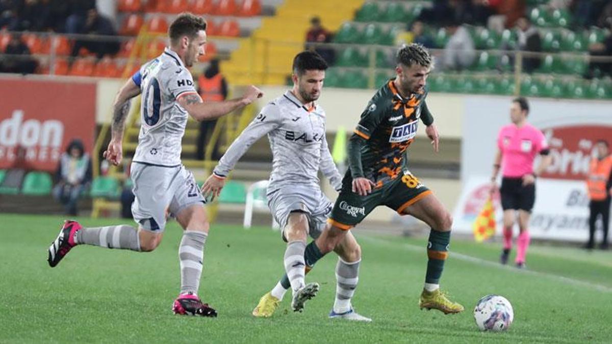 Spor Toto Süper Lig: Corendon Alanyaspor: 1 - Medipol Başakşehir: 0