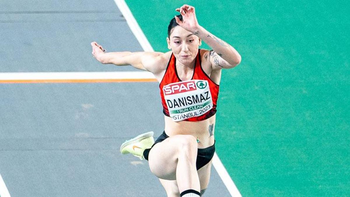 Tuğba Danışmaz’dan Avrupa Salon Atletizm Şampiyonası’nda altın madalya
