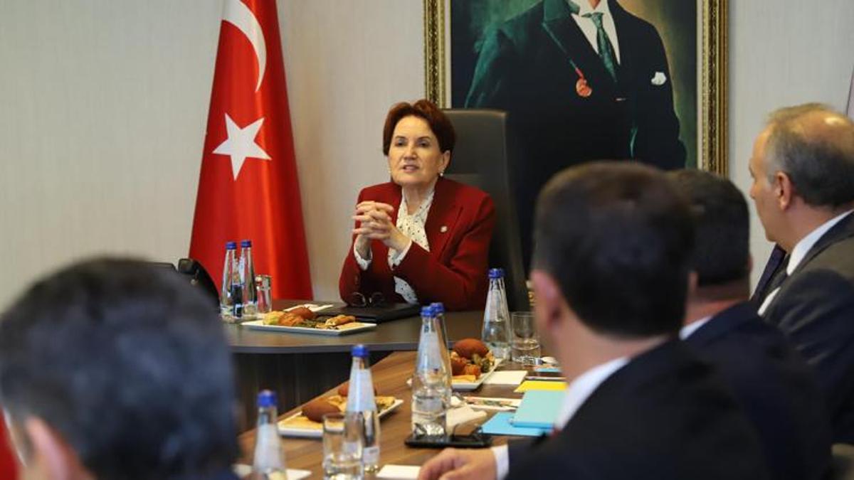 Meral Akşener, Altılı Masa'daki gerilimi ilk kez anlattı: Kılıçdaroğlu hiddetlenip ayağa kalktı