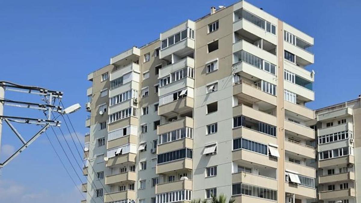 İzmir'de riskli yapının yıkımı için yürütmeyi durdurma kararı