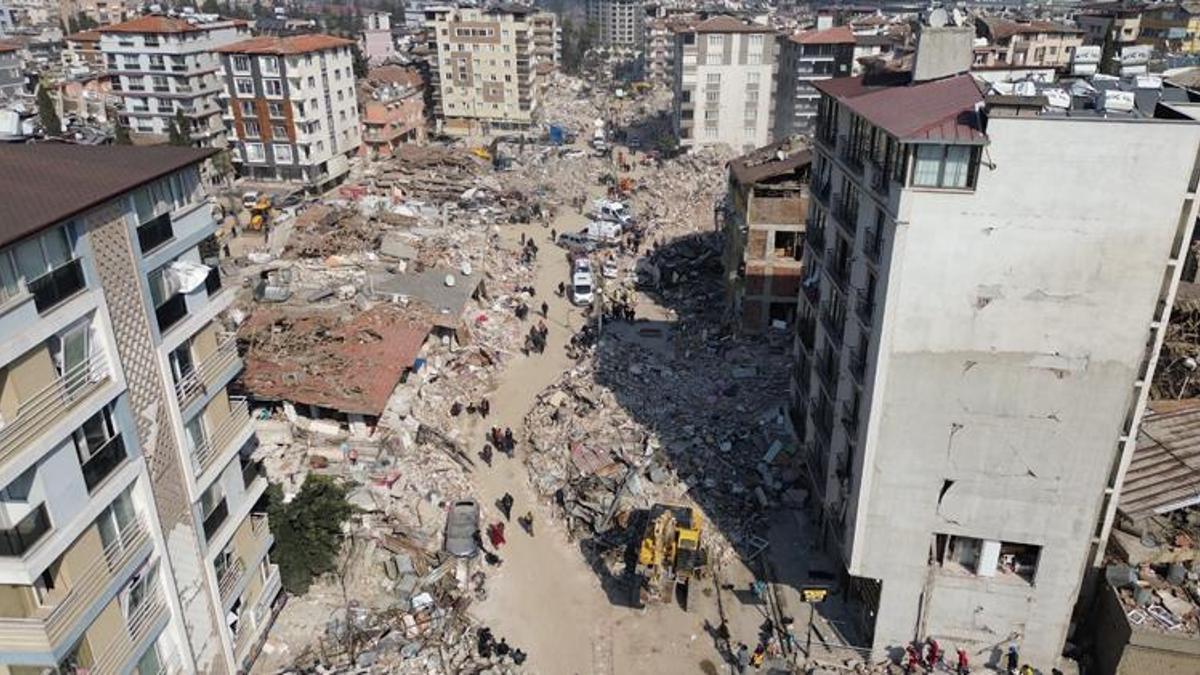 Uzman isim uyardı: İkinci depremi beklemiyorduk, artçılar 2 yıla kadar uzanabilir