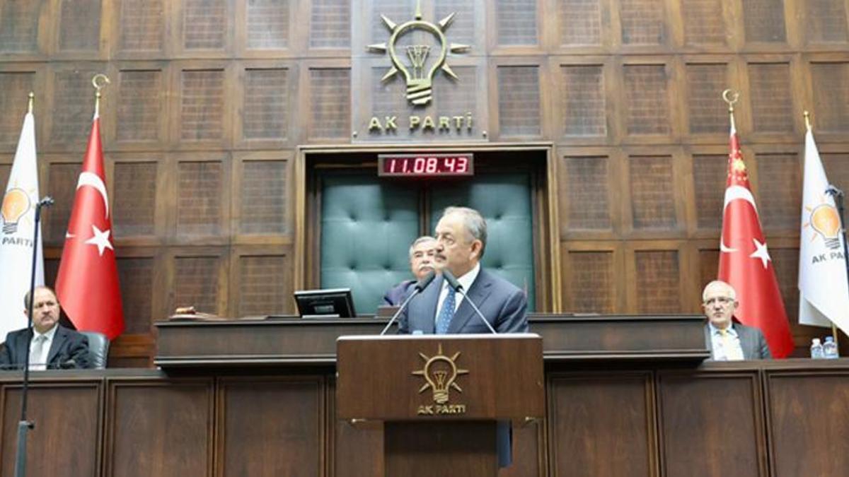 AK Parti grubu 'deprem' gündemiyle toplandı