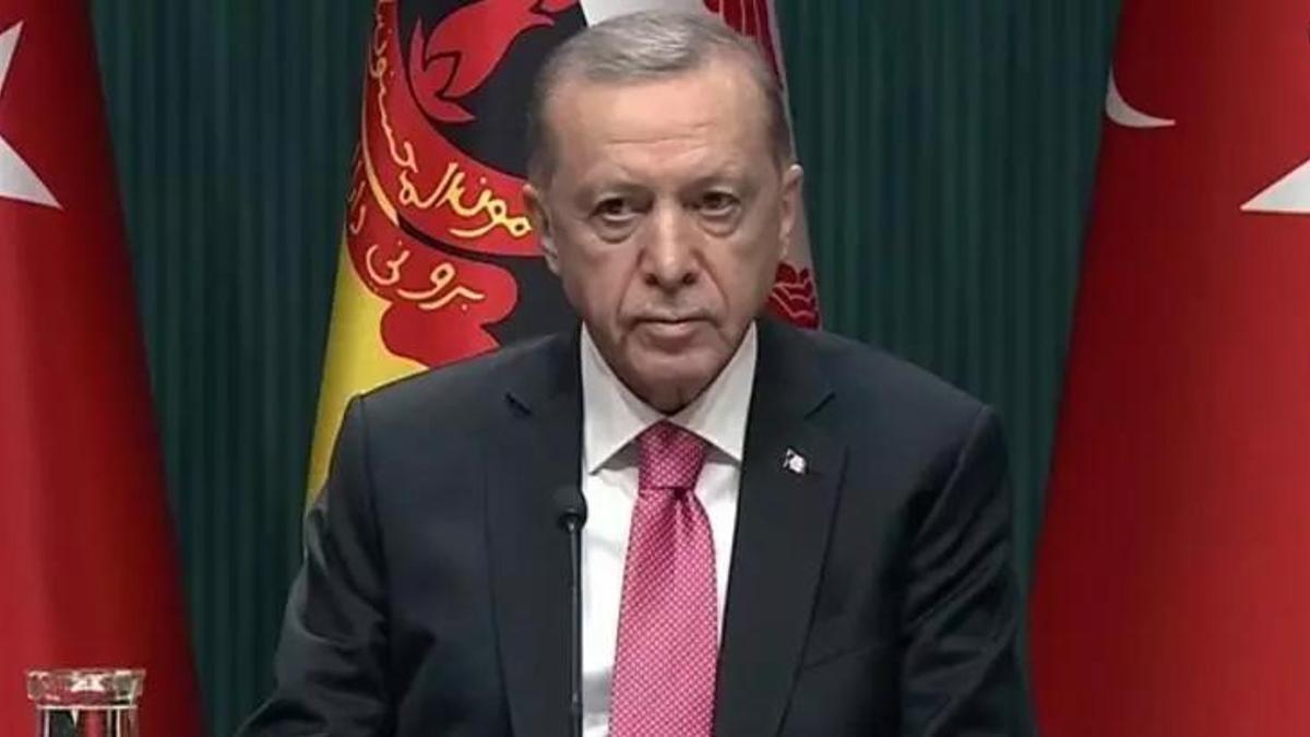 Cumhurbaşkanı Erdoğan'dan Brunei Darüsselam Sultanı Waddaulah'a deprem teşekkürü