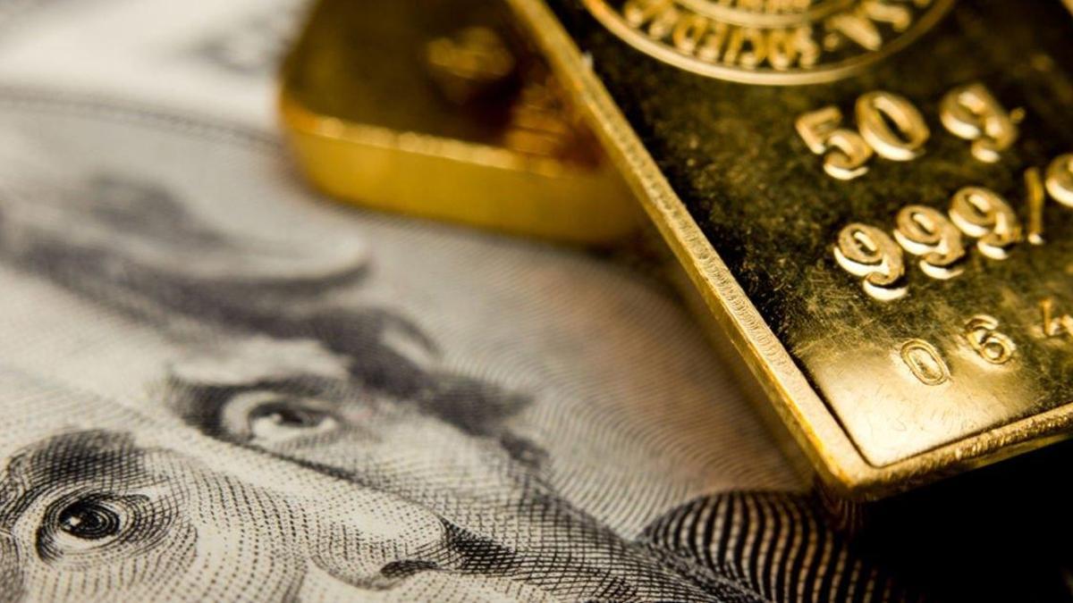 Fed Başkanı'ndan flaş faiz açıklaması! Altın ve dolardan ilk tepki