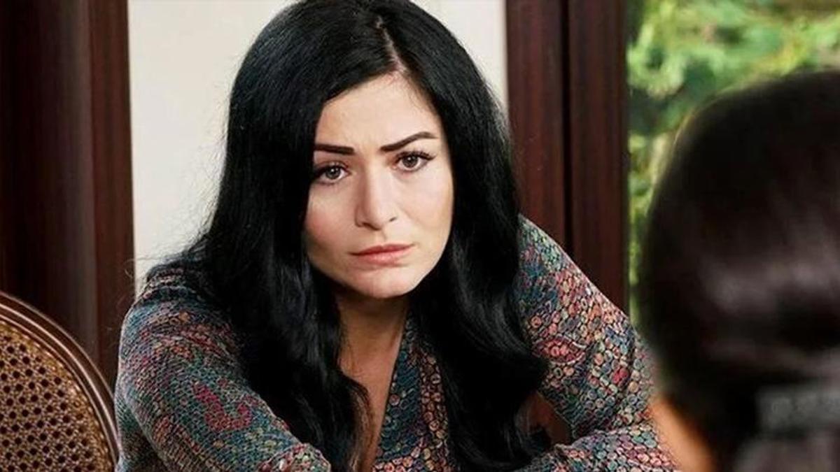 Oyuncu Deniz Çakır evlilik kararı aldı!