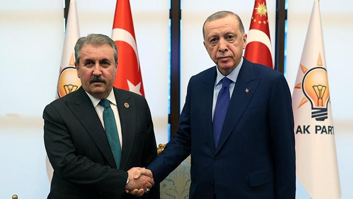 Destici'den "Cumhur ittifakı genişleyecek mi?" sorusuna yanıt: Millet ve devlet hassasiyeti gösterenler dahil olabilir