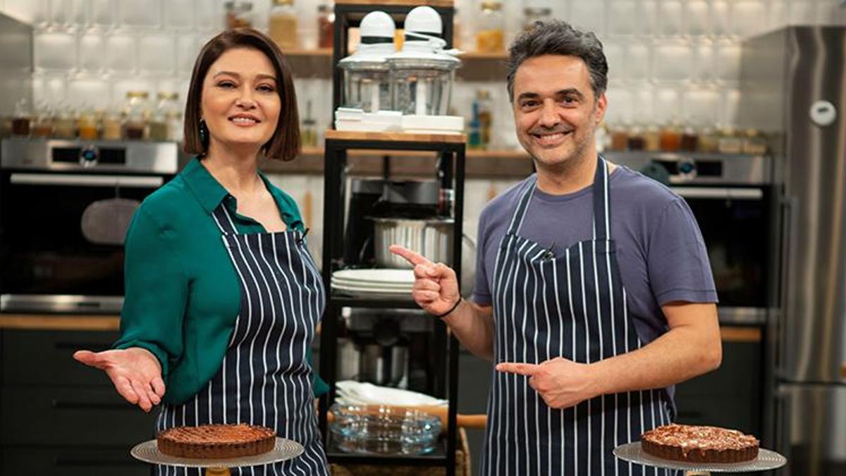 Arda Türkmen’in mutfağına bu kez Veda Mektubu’nun Alanur’u Nurgül Yeşilçay konuk oldu!