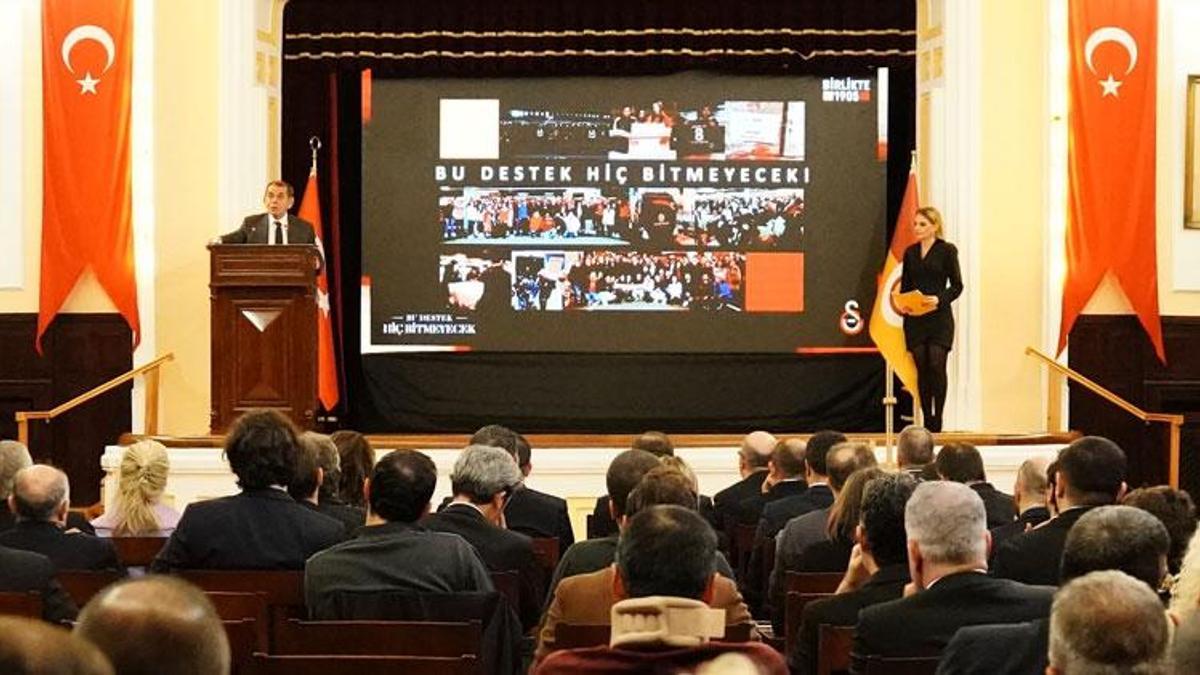 Galatasaray’ın düzenlediği müzayedede 17 milyon 780 bin TL toplandı