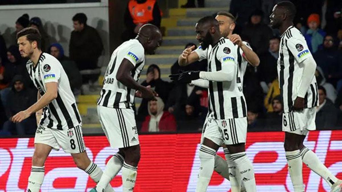 Beşiktaş'a 3 yıldızdan güzel haber! Biri fiziğini düzeltti diğeri derbiye yetişti