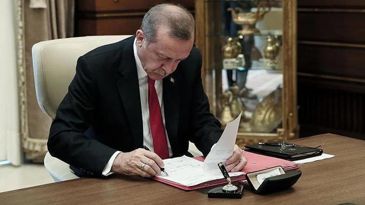 Cumhurbaşkanı Erdoğan’dan 12 üniversiteye rektör ataması