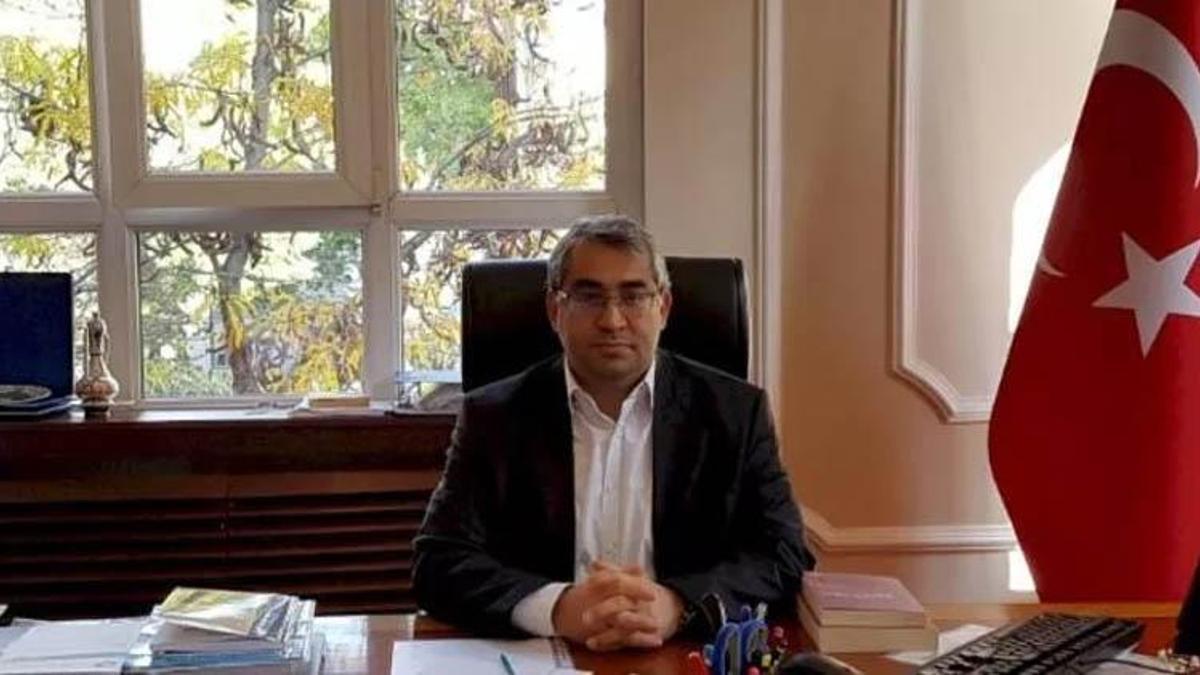 Bülent Kent kimdir, nereli, kaç yaşında? Adnan Menderes Üniversitesi (ADÜ) rektörü Prof. Dr. Bülent Kent’in hayatı ve akademisyenlik kariyeri!
