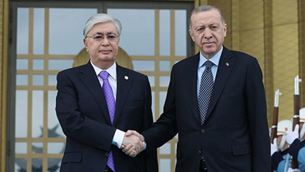 Cumhurbaşkanı Erdoğan, Kazakistan Cumhurbaşkanı Tokayev ile görüştü