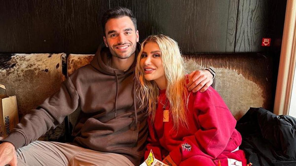 İrem Derici, sevgilisi Atakan Işıktutan ile eğlenceli videosunu takipçileriyle paylaştı!