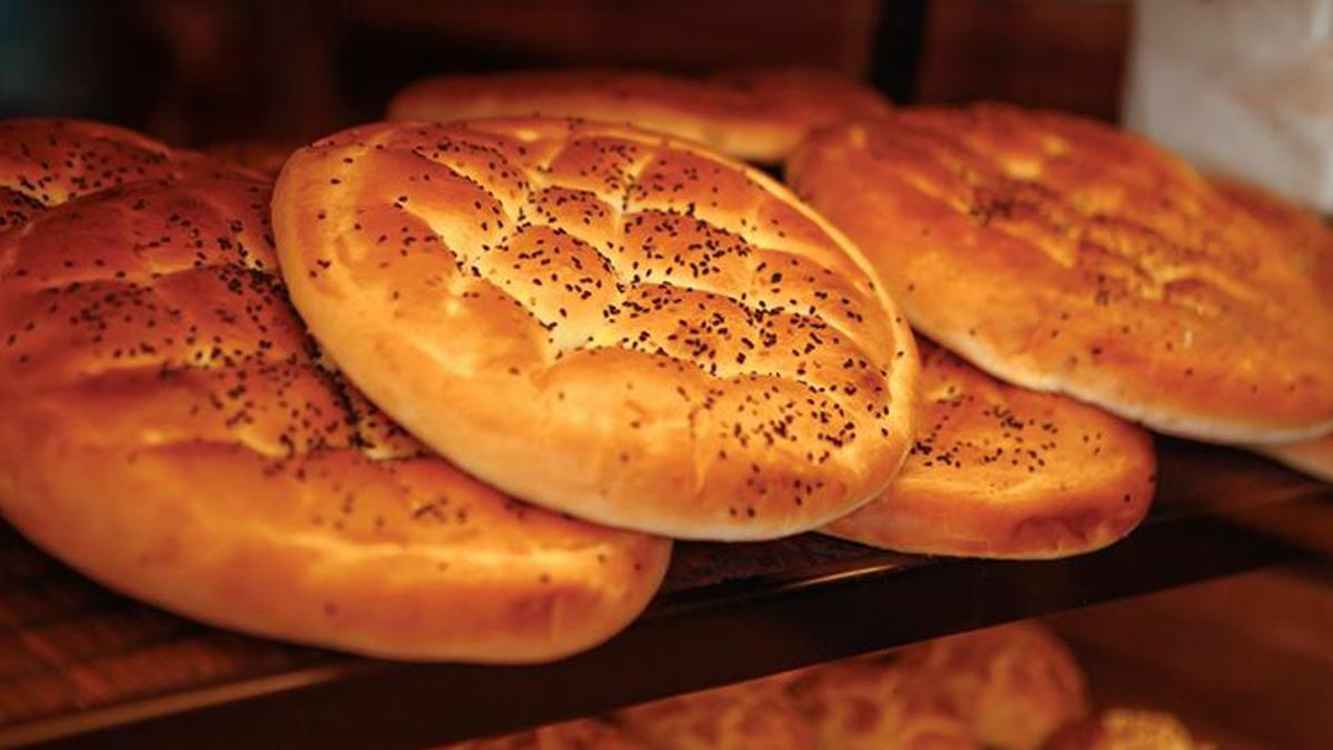 Ramazan pidesi bu yıl 10 TL'den satılacak