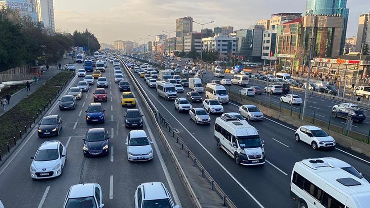 Araç muayeneleriyle ilgili flaş karar! Ödemeler değişti, işte son tarih