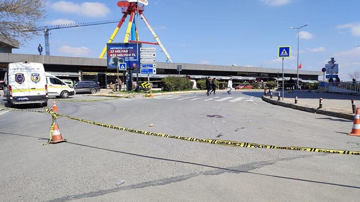 Bakırköy'de silahlı saldırı: 3 yaralı