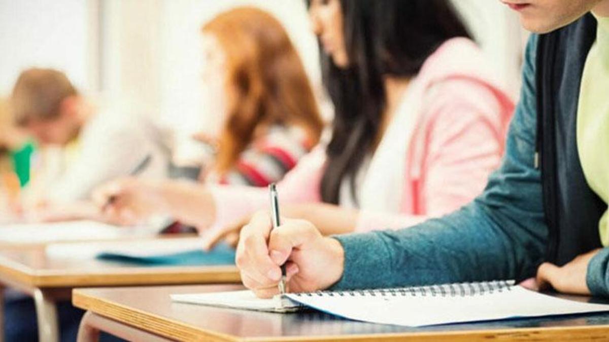 “Depremzede öğrencilere sınavsız üniversite hakkı verilmeli”