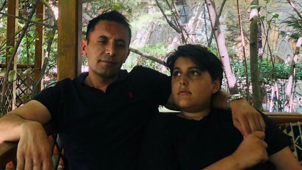 Depremde oğlunu kaybeden baba bir kez daha yıkıldı! Saati sattılar, telefon için para istediler