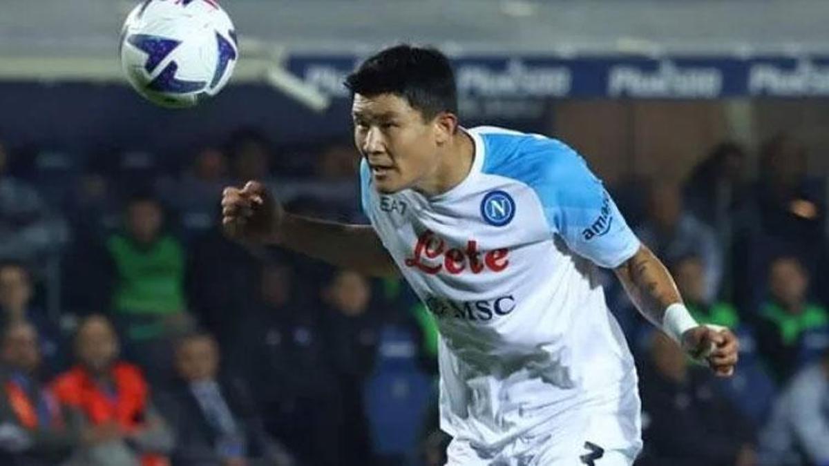 "Transfer söylentilerinden rahatsız değilim ve ilgilenmiyorum"