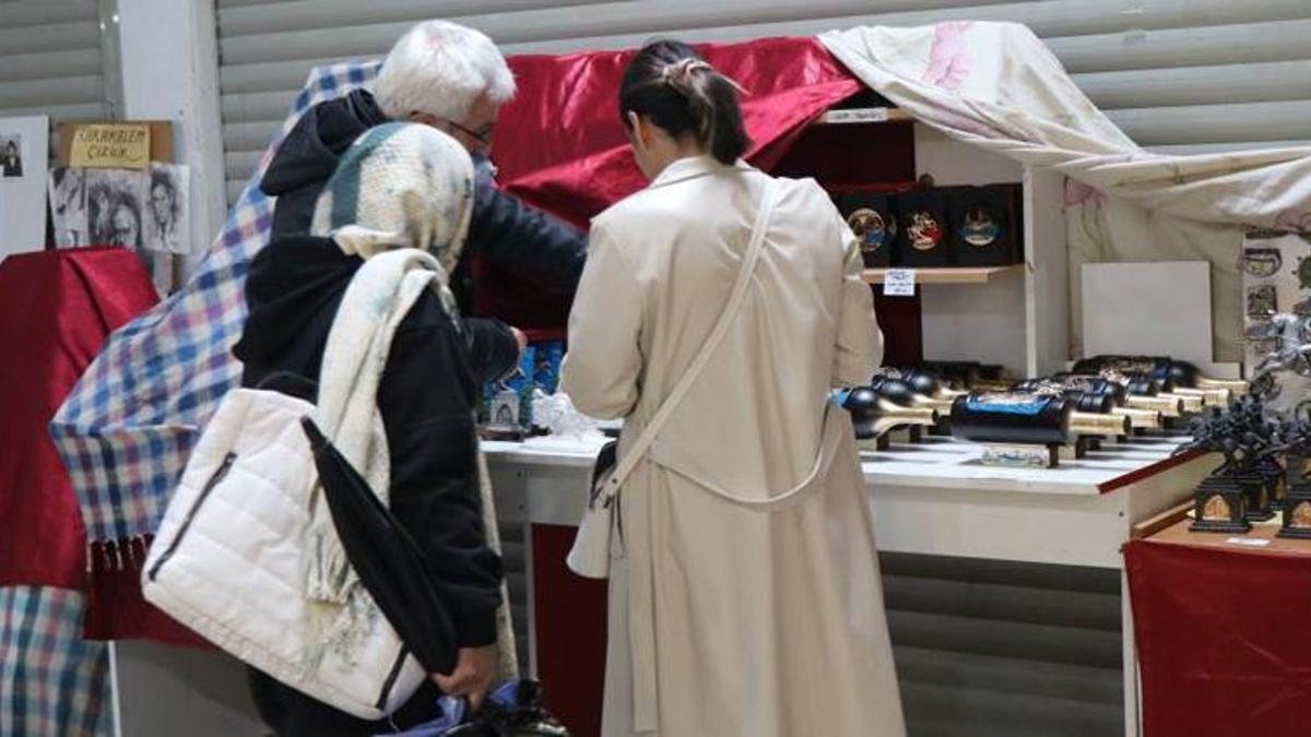 1 TL’ye alıyor, 1.000 TL'ye satıyor! Taleplere yetişemiyor