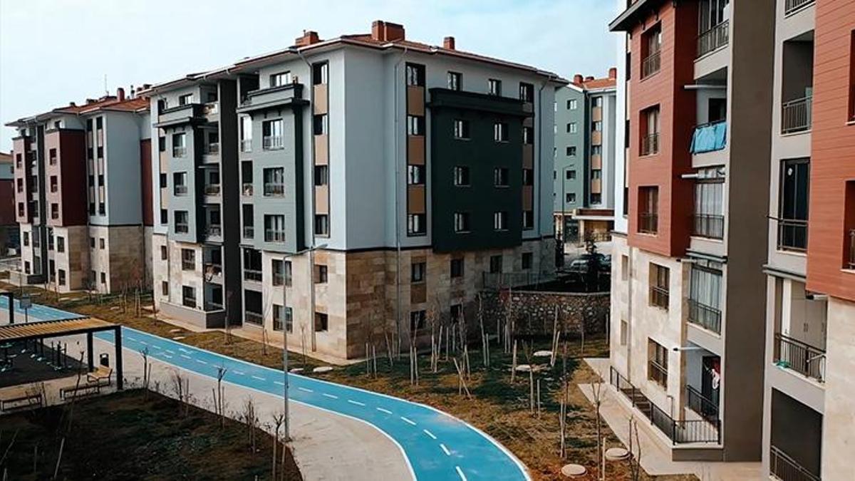 İlk Evim İstanbul'da kura heyecanı sürüyor! Sıra Arnavutköy, Başakşehir ve Esenler'de
