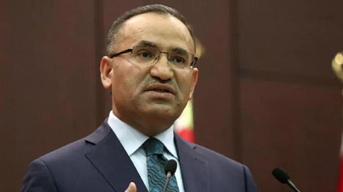 Bakan Bozdağ: Erdoğan'ın adaylığını AYM'ye taşımak beyhude çabadır