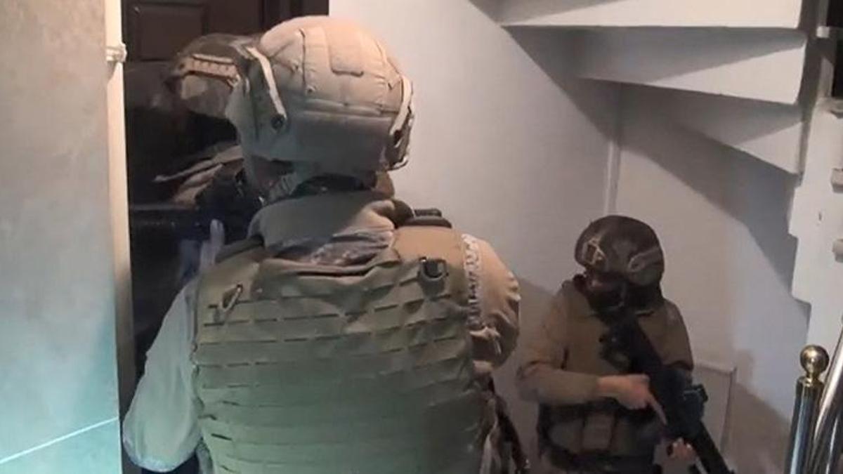 İstanbul'da 'Kökünü Kurutma' operasyonu: 26 gözaltı