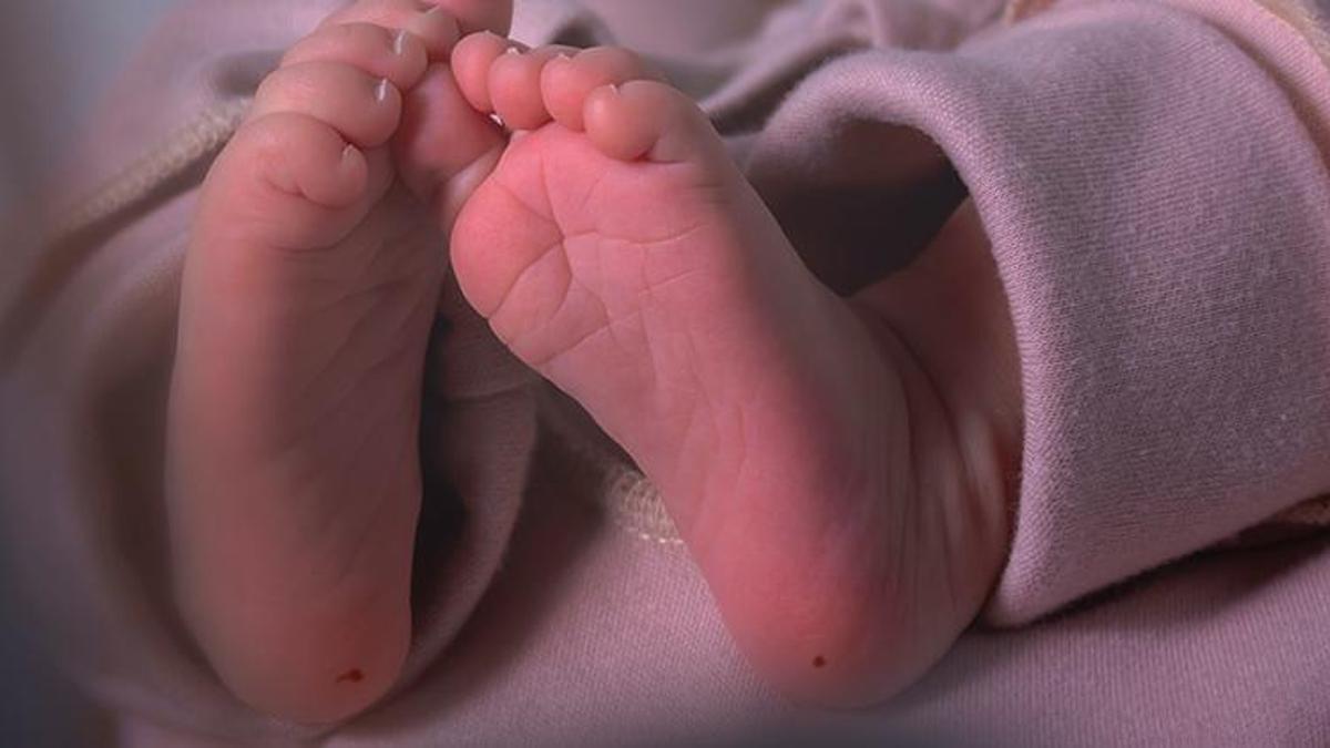 Eski sevgilisi doğum yaptı, abisi bebeği getirip 'senin' dedi! '3 aydır tanıyorum'