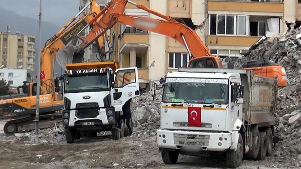Deprem bölgesinde yeni fırsatçılık yöntemi! 'Çantacılar' devrede: Dava açıp hak talep etme peşindeler