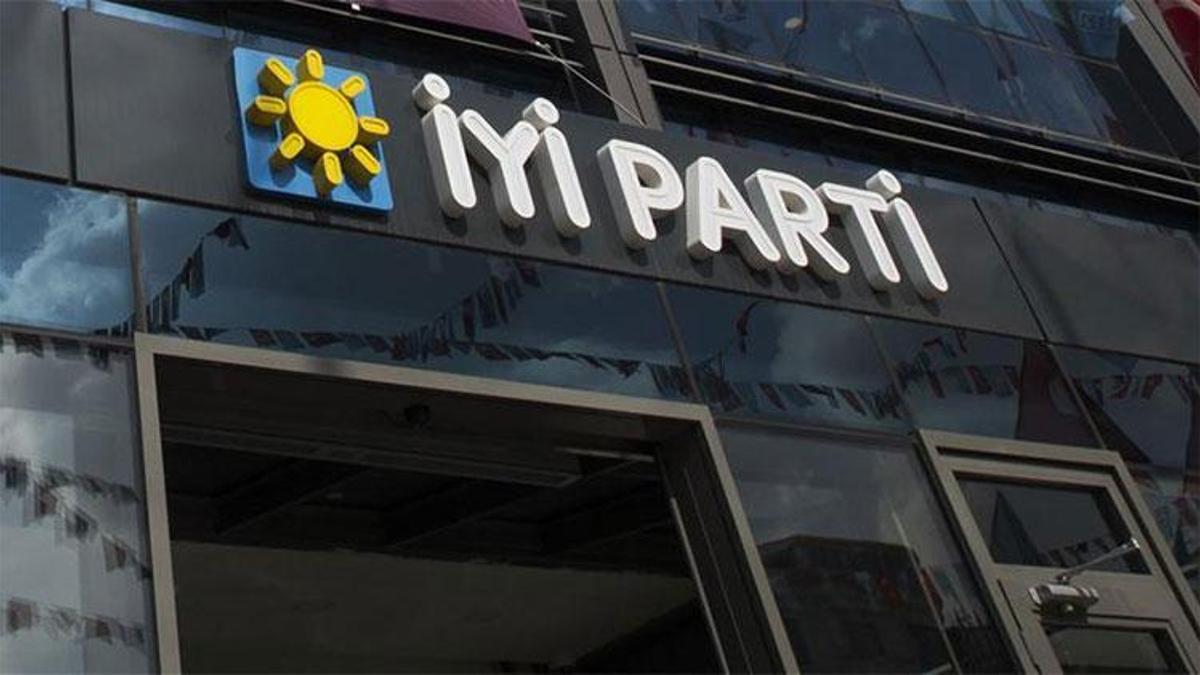 İYİ Parti milletvekili aday listesi açıklandı