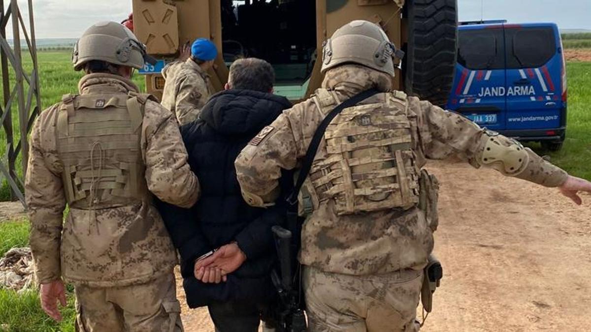 Mersin'deki çifte cinayetin planlayıcısı Şanlıurfa'da sığınakta yakalandı